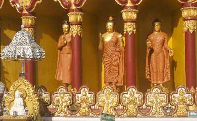 Buddha statues at Golden Temple (Shorno Mandir, Buddha Dhatu Zadi) near Bandarban (Chittagong Hill Tracts, Bangladesh)