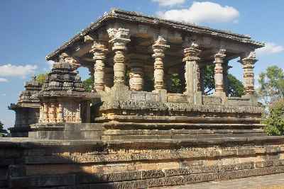 Nandi Mandapam in front of Eastern Gate of Hoysaleshwara Devalaya Temple, Halebidu, Karnataka (India)