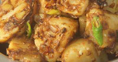 Indian Food: Aloo Jeera, Potatoes with cumin 