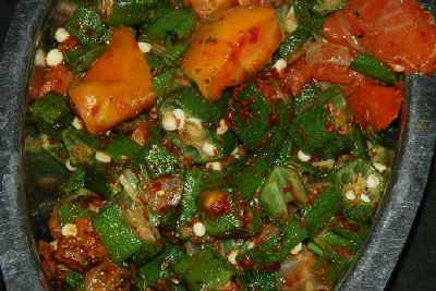 Indian Food: Bhindia Masala (fried okra = ladyfinger)