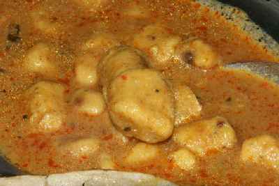 Indian Food: Besan Curry
