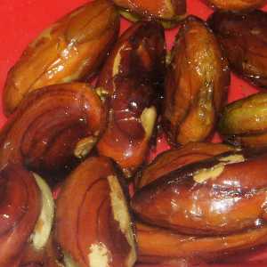 Sri Lankan Food: Fried jackfruit seeds snack