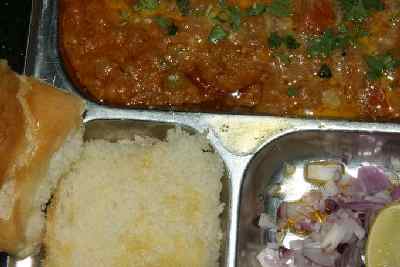 Indian food: Pau Bhaji (bread and vegetable puree)