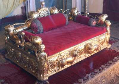 Golden sofa (throne) if the Maharaja of Jammu, exhibited in Amar Mahal palace