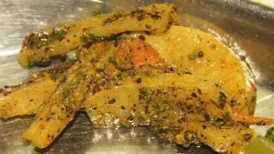 Nepali/Thakali Food: Radish pickle with Nepalese Pepper and Sesame seeds (Muli Achar) 