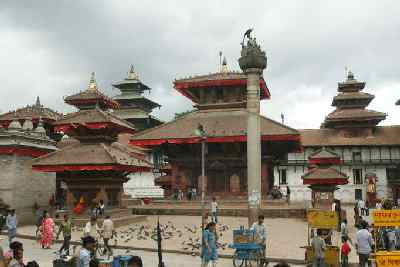 Durbar Square (Palastplatz) mit Tempeln in Kathmandu (Nepal/Kathmandu-Tal)