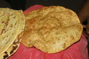 Kashmiri Makki Roti