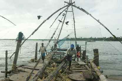Chinese fishing nets (China-vala) in Fort Kochi, Kerala, South India