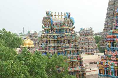 Gopram of Meenakshi Amman temple in Madurai, Tamil Nadu (India)