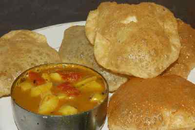 Poori (Puri) with potato curry