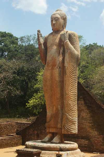 Maligawila Budu Pilimaya Buddha Statue, near Okkampitiya (near Monaragala and Buttala), South-Eastern Sr Lanka