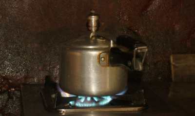 Pressure cooker used in the Nepali Himalaya
