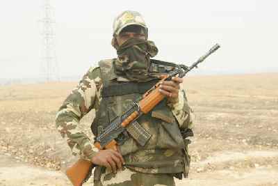 Soldat in Pampore/Kashmir