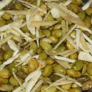 Newari/Nepali food: Musya Palu (fresh green syo bean salad with ginger and garlic)