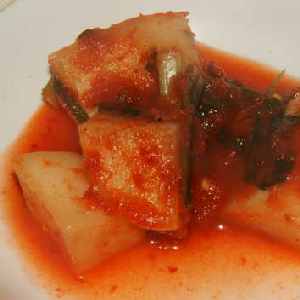 Korean Food in Nepal: Nepal: Kaktugi (spicy pickled radish cubes)