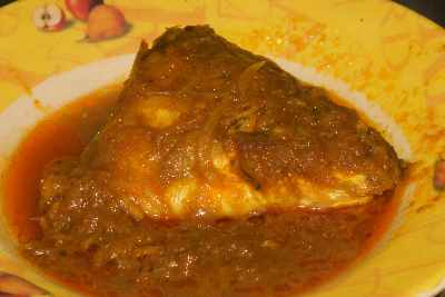 Bengali/Bangladeshi Food: Fish head curry 