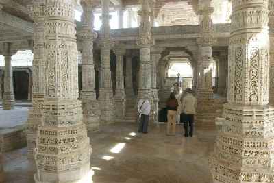 Light-flooded hall with exceptional marble carvings in Adinath Mandir Jain Temple, Ranakpur, Rajasthan (India)