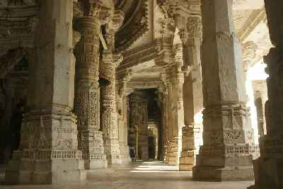 Many-pillared walkway in Adinath Mandir Jain Temple, Ranakpur, Rajasthan (India)