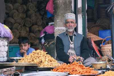 Srinagar: Pakora-Verkäufer