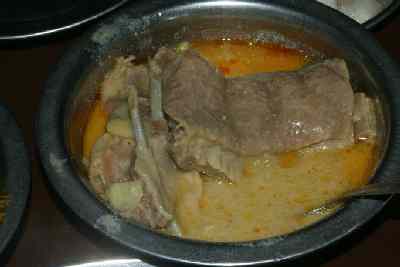 Yakni (Kashmiri mild lamb stew)